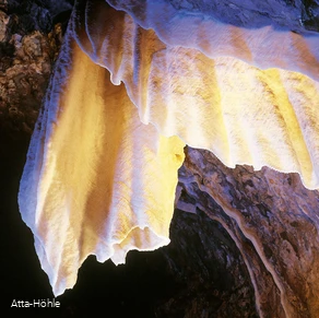 Die Atta-Höhle